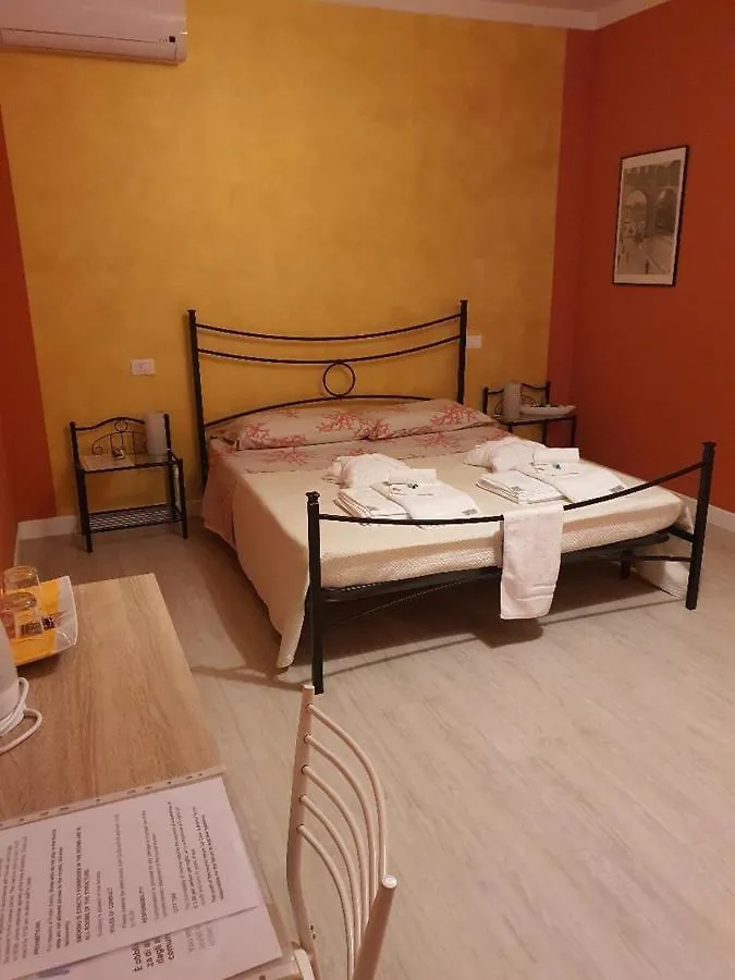 La Casa Di Arturo Hotel Verona Guest house